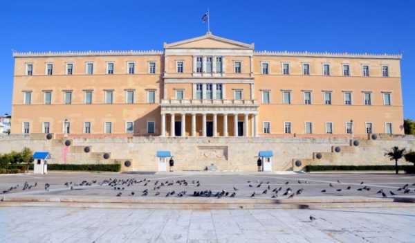 Βουλή των Ελλήνων: Στηρίζει τα τέκνα πεσόντων στελεχών των Ενόπλων Δυνάμεων και των Σωμάτων Ασφαλείας