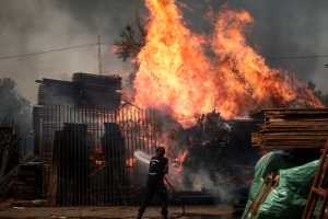 Meteo: Πάνω από 400.000 στρέμματα κάηκαν σε 3 ημέρες