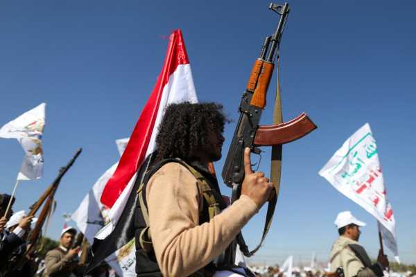 Ερυθρά Θάλασσα: Δώδεκα χώρες προειδοποίησαν τους Χούθι να σταματήσουν τις επιθέσεις σε πλοία