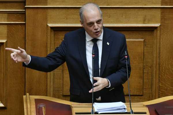 Κ. Βελόπουλος – Βουλή: Ο προϋπολογισμός είναι κομμένος και ραμμένος στα μέτρα των ολιγαρχών και των καπιταλιστών