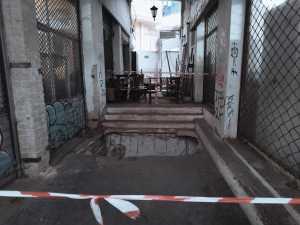 Θεσσαλονίκη: Υποχώρησε το οδόστρωμα και έπεσαν σε τρύπα 3 μέτρων