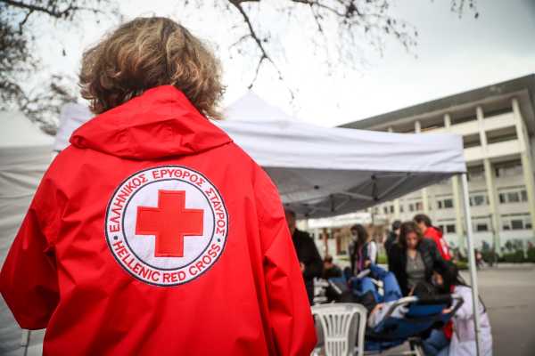 ΜέΡΑ25: Δημόσια μετανοσηλευτική φροντίδα τραυματιών στο δυστύχημα των Τεμπών