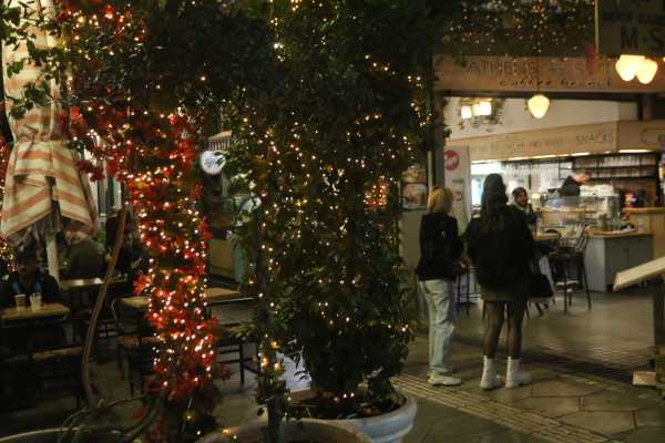 Δήμος Αθηναίων: Εορταστικές εκδηλώσεις στην Αγορά της Κυψέλης