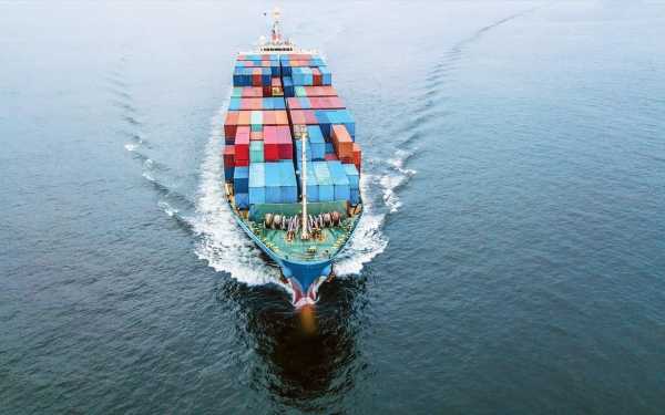 «Καλπάζουν» οι παραγγελίες containerships