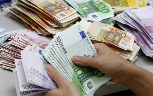 Νοικοκυριά: Στα 136 δισ. ευρώ το διαθέσιμο εισόδημα το 2022 – Στα 141,1 δισ. η καταναλωτική δαπάνη