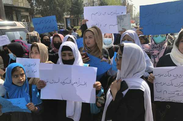 ΟΗΕ: Η αναγνώριση της κυβέρνησης των Ταλιμπάν συνδέεται με την άρση των μέτρων κατά των γυναικών