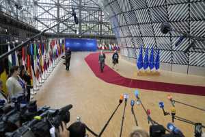 Σύνοδος Κορυφής: Εκ νέου στο τραπέζι το μεταναστευτικό μετά το μπλόκο Ουγγαρίας – Πολωνίας