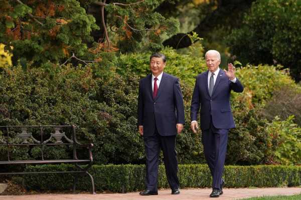 ΗΠΑ-Κίνα: Μπάιντεν και Σι σηκώνουν το τηλέφωνο