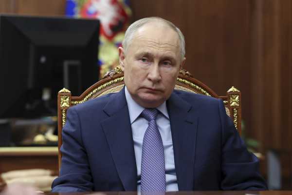 Ρωσία: Ο Πούτιν υποστηρίζει ότι οι επιθέσεις σε ενεργειακές υποδομές της Ουκρανίας εξαπολύθηκαν ως αντίποινα