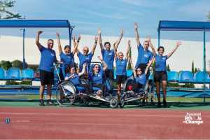 Stoiximan Wheels of Change: Άτομα με Αναπηρία και εθελοντές, συμμετέχουν στον Αυθεντικό Μαραθώνιο της Αθήνας