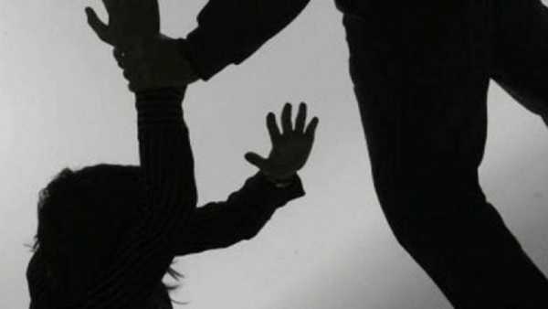 Z. Δημαδάμα – Ενδοοικογενειακή βία: Το «κουμπί πανικού» έσωσε ήδη 146 γυναίκες και επεκτείνεται – Η σιωπή πρέπει να σπάσει