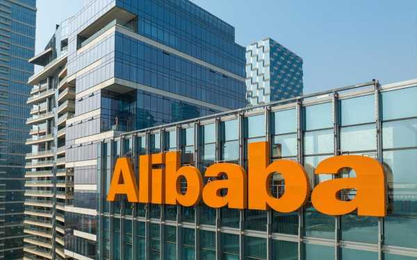 Alibaba: Άλμα στις μετοχές καθώς ετοιμάζει την απάντηση στο ChatGPT