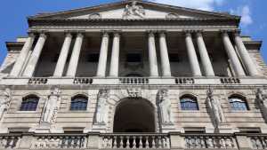 Bank of England: Αμετάβλητο στο 5,25% το βασικό της επιτόκιο