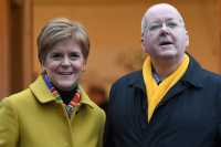Βρετανία: Συνελήφθη ξανά ο σύζυγος της Νίκολα Στέρτζον, πρώην πρωθυπουργού της Σκωτίας