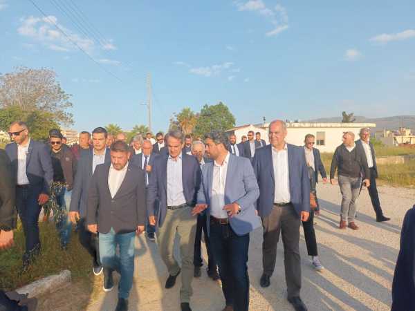 Χανιά: Στο Στρατόπεδο Μαρκόπουλου ο πρωθυπουργός Κυριάκος Μητσοτάκης (pics)