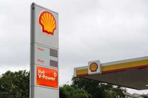 Μεγαλοεπενδυτές πιέζουν την Shell να στηρίξει ψήφισμα ακτιβιστών για το κλίμα