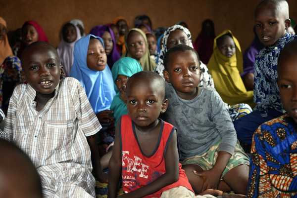 Νίγηρας: Περισσότερα από δύο εκατομμύρια παιδιά έχουν ανάγκη από ανθρωπιστική βοήθεια, σύμφωνα με τη Unicef