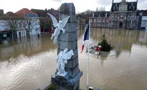 Γαλλία: «Πνίγηκε» το βόρειο τμήμα της χώρας- Έκτακτα μέτρα ανακοίνωσε η κυβέρνηση