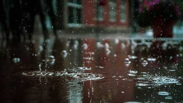 Ο καιρός με τον Π. Γιαννόπουλο: Παραμένουν οι νοτιάδες και οι τοπικές βροχές