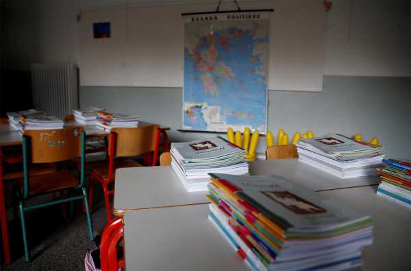 Μάθημα σε «κατεψυγμένες» αίθουσες έκαναν μαθητές του Ηρακλείου - Εξοργισμένοι οι γονείς (vid)