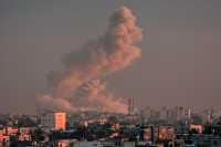 Τουλάχιστον 33.482 Παλαιστίνιοι έχουν σκοτωθεί σε ισραηλινά πλήγματα στη Λωρίδα της Γάζας, σύμφωνα με το υπ. Υγείας του θύλακα