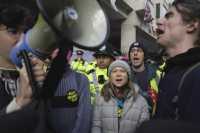 Συνελήφθη η Γκρέτα Τούνμπεργκ σε διαδήλωση για το κλίμα στο Λονδίνο