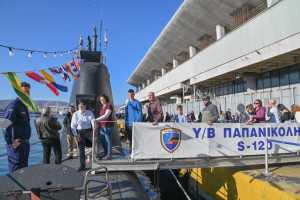 Πολεμικό Ναυτικό: Πλήθος κόσμου επισκέφτηκε τα Πολεμικά Πλοία λόγω της 25ης Μαρτίου