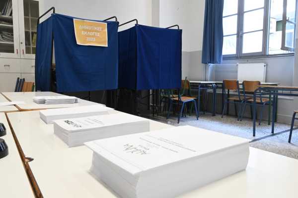 Αυτοδιοικητικές εκλογές: Στο 31,2% η συμμετοχή έως τις 17.30