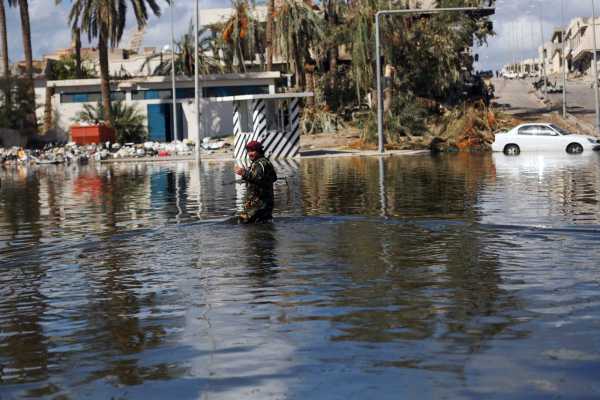 Λιβύη – πλημμύρες: Τουλάχιστον 2.000 νεκροί,  σύμφωνα με τον επικεφαλής της παράλληλης κυβέρνησης