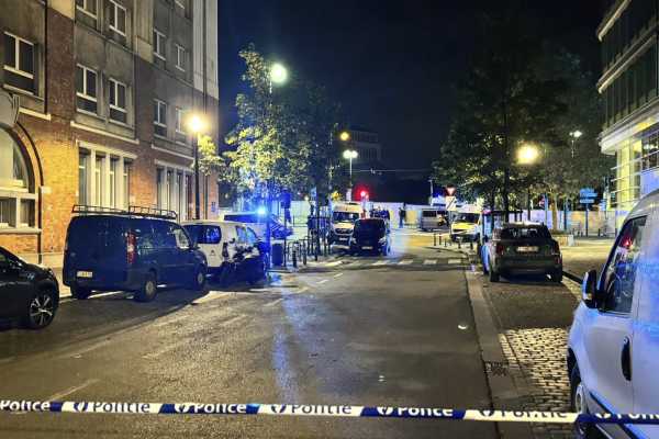 Στο τέσσερα το επίπεδο συναγερμού στις Βρυξέλλες μετά από την αποψινή επίθεση