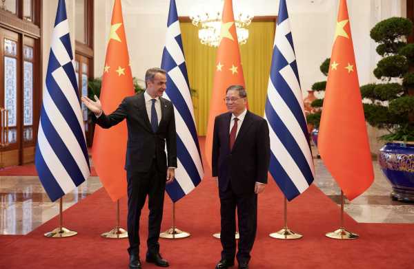 Κ. Μητσοτάκης: Συνάντηση με τον Κινέζο ομόλογό του- Στόχος η ενίσχυση των οικονομικών σχέσεων