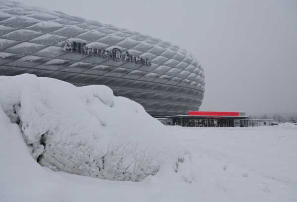 Παγωμένη βροχή και σφοδρή χιονόπτωση στη νότια και κεντρική Γερμανία – «Παραλύουν» οι συγκοινωνίες