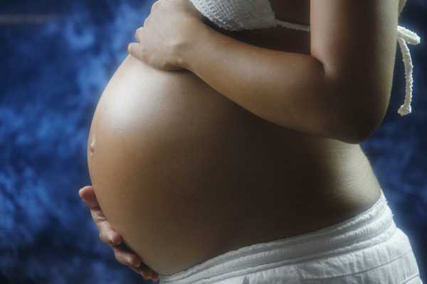 Μελέτη: Η προγεννητική έκθεση σε χημικές ουσίες συνδέεται με ενδοκρινικές διαταραχές