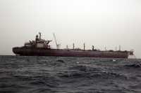 WSJ: Τα δεξαμενόπλοια της Shell δεν θα περνούν στο εξής από την Ερυθρά Θάλασσα