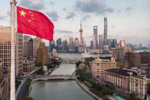 Κίνα: Ταχεία ανάπτυξη εμπορίου των υπηρεσιών, υπερπαραγωγή άνθρακα και βελτίωση του επιχειρηματικού περιβάλλοντος